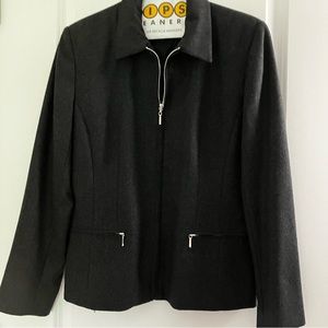 CHAUS | 100% Wool Women’s Dark Gray Blazer Suit | size 8